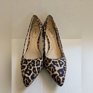 Life Stride Soft System Heels Animal Print  Sevyn Size 6.5